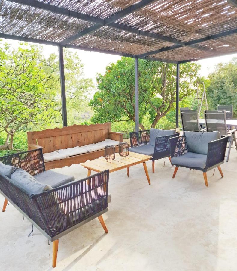 Casa Rural En Candeleda Con Piscina Y Un Maravilloso Jardin Luaran gambar