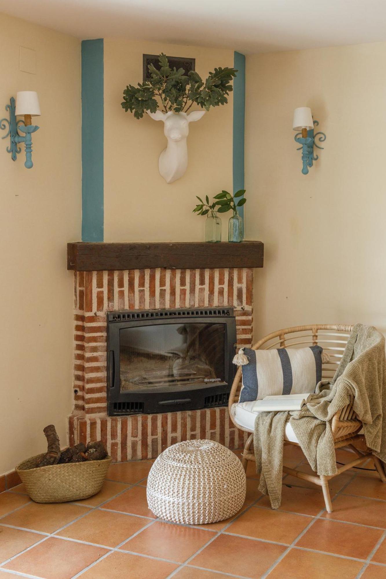 Casa Rural En Candeleda Con Piscina Y Un Maravilloso Jardin Luaran gambar